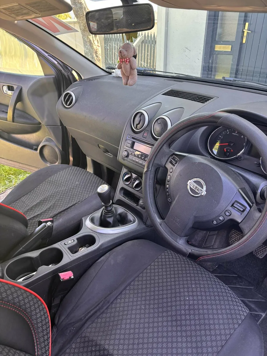 Nissan qashqai NCT 3/26 & TAX - Image 2
