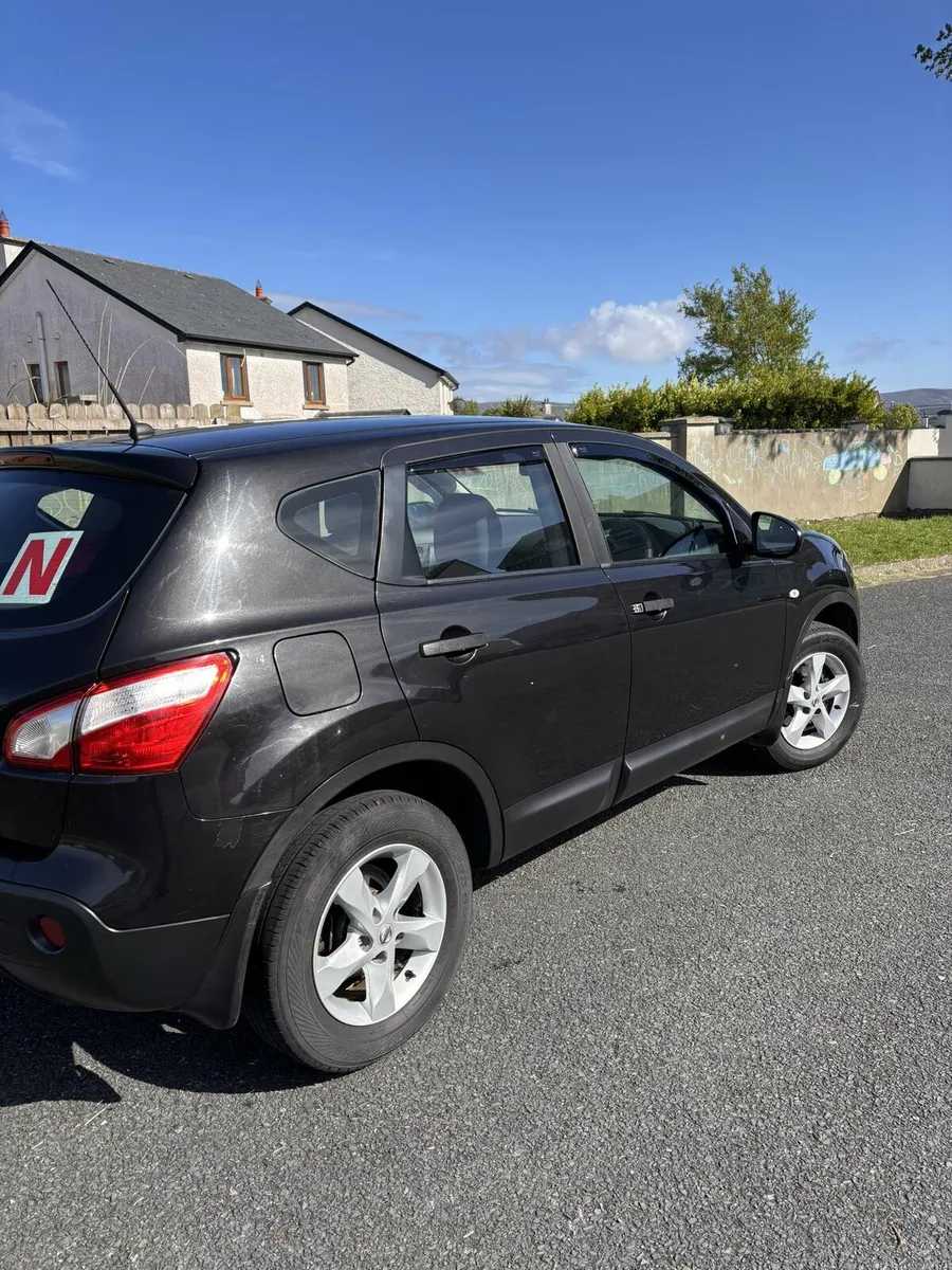 Nissan qashqai NCT 3/26 & TAX - Image 1