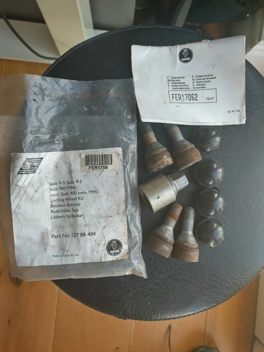 Saab car parts - Image 4