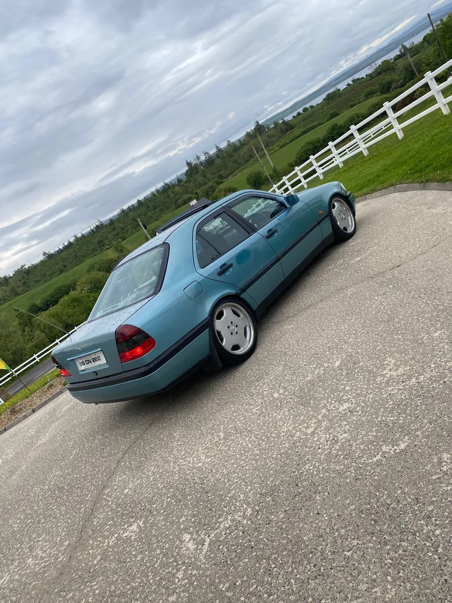 Mercedes C180 - Image 4