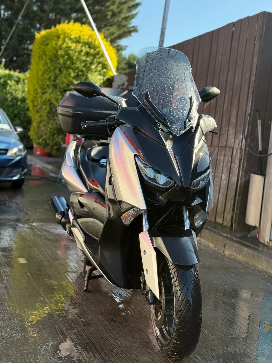 Yamaha XMAX 125cc - Image 3