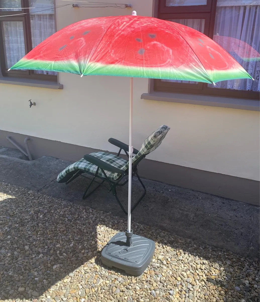 BRAND NEW Garden Sun Umbrella - Image 3