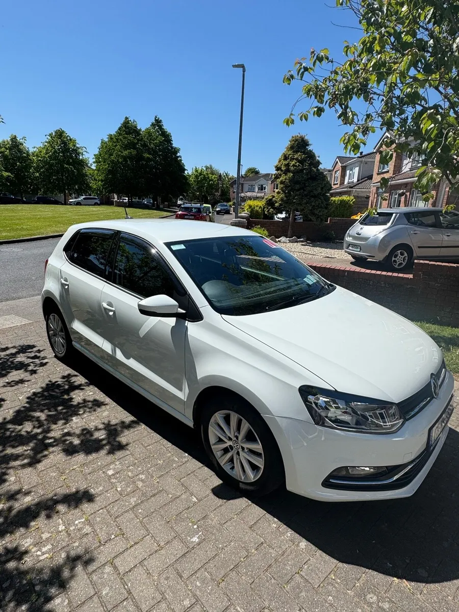 171 Volkswagen Polo Tsi Bluemotion 1.2 petrol - Image 1