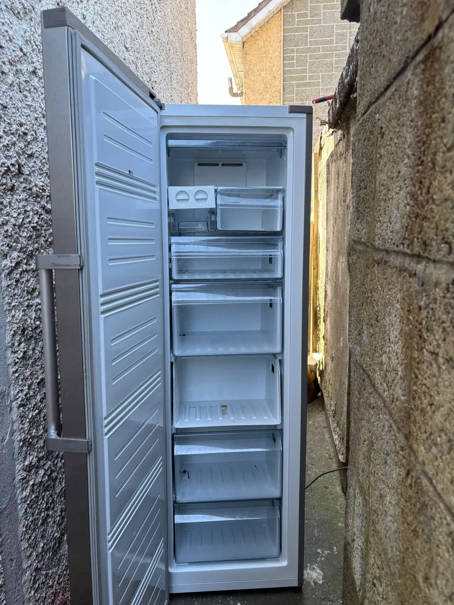 Kenwood Freezer - Image 1