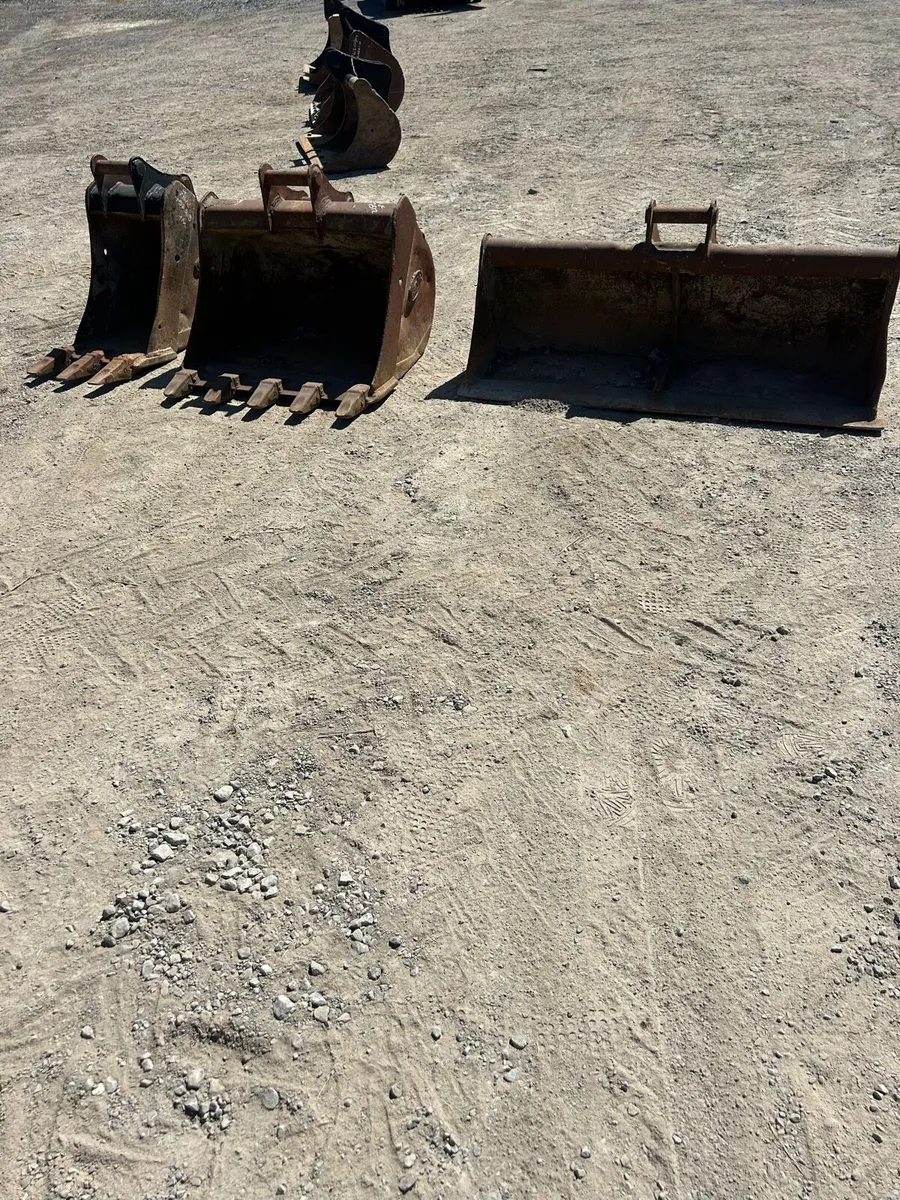 buckets - Image 2