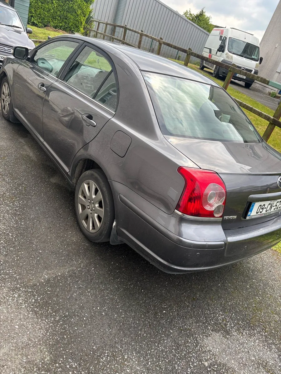 Toyota avensis - Image 3