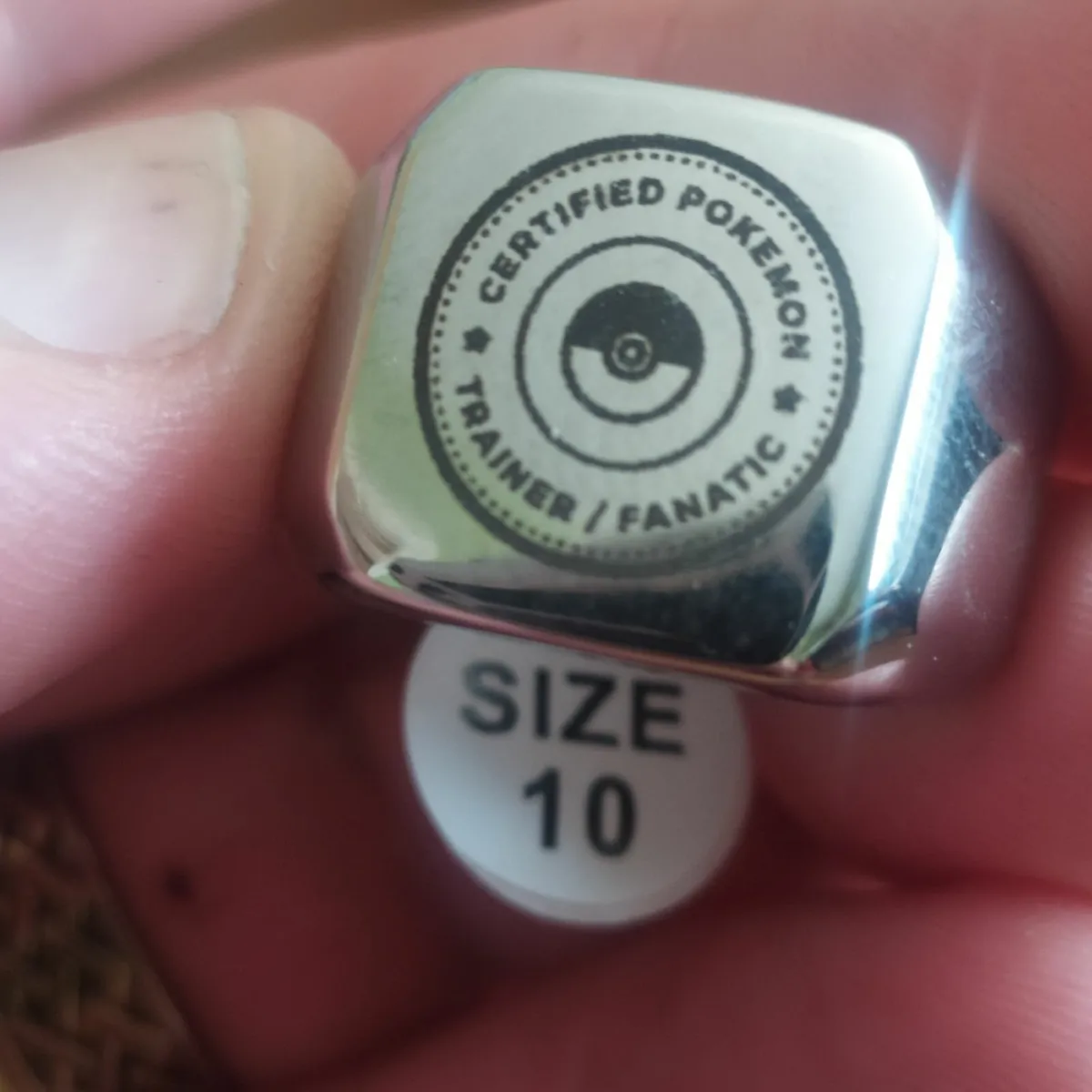 Pokémon trainer ring.    ( American) Rare - Image 1