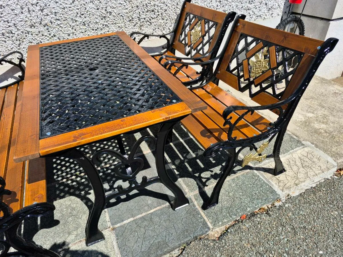Cast iron Garden bench, table & chairs - Image 3