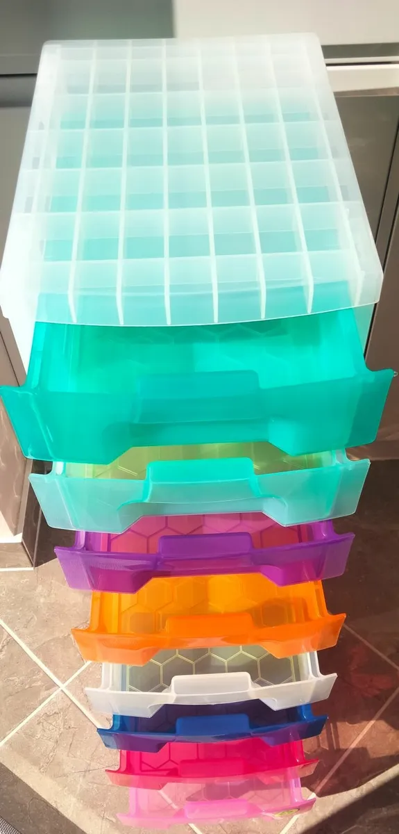 Lego Storage unit with 8 colour Drawers - Image 2