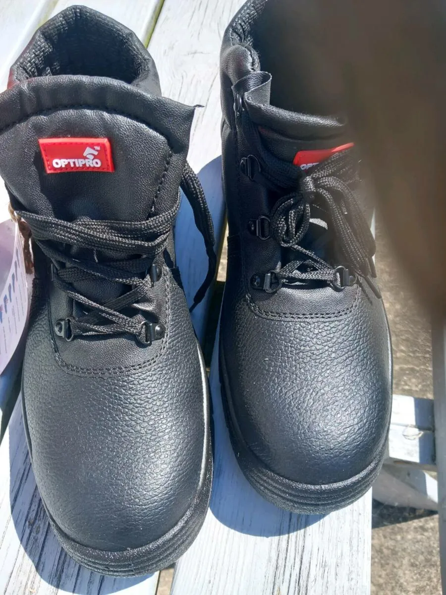 Safety boots size 10 - Image 2