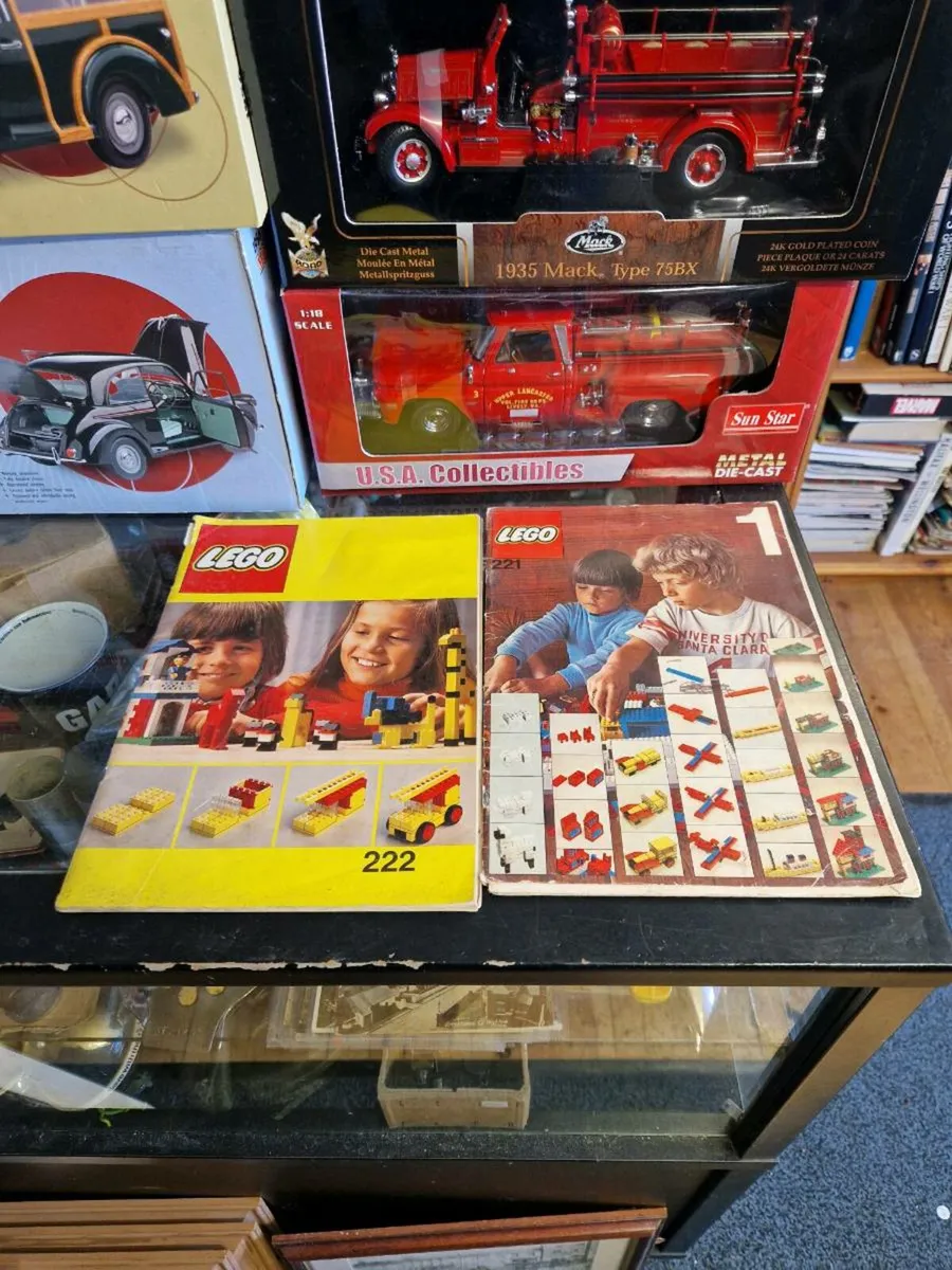 Vintage Lego Instruction Manuals - Image 1
