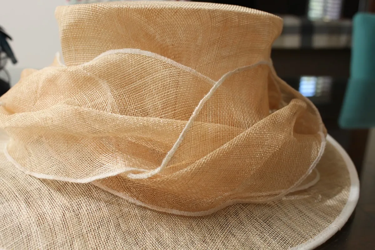 Wedding Hat or Ladies Day at the Races! - Image 3