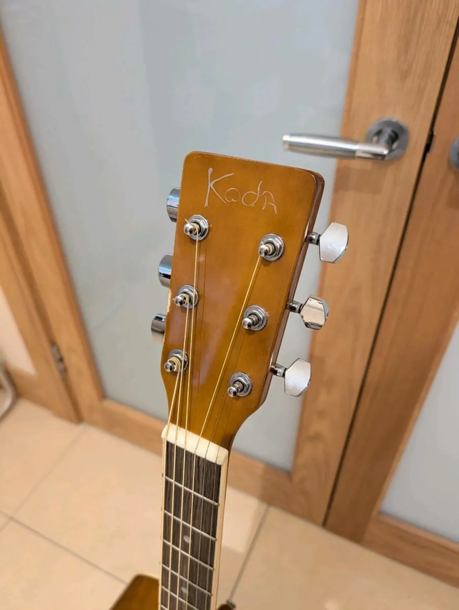 Koda HW-21 Acoustic Guitar - Image 3
