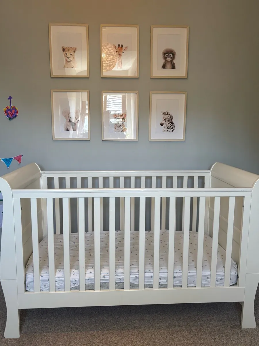Mamas and Papas 3 Piece Nursery Furniture set - Image 2