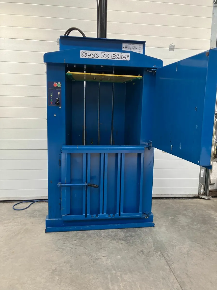 Cardboard Plastic Baler Compactor - Image 4