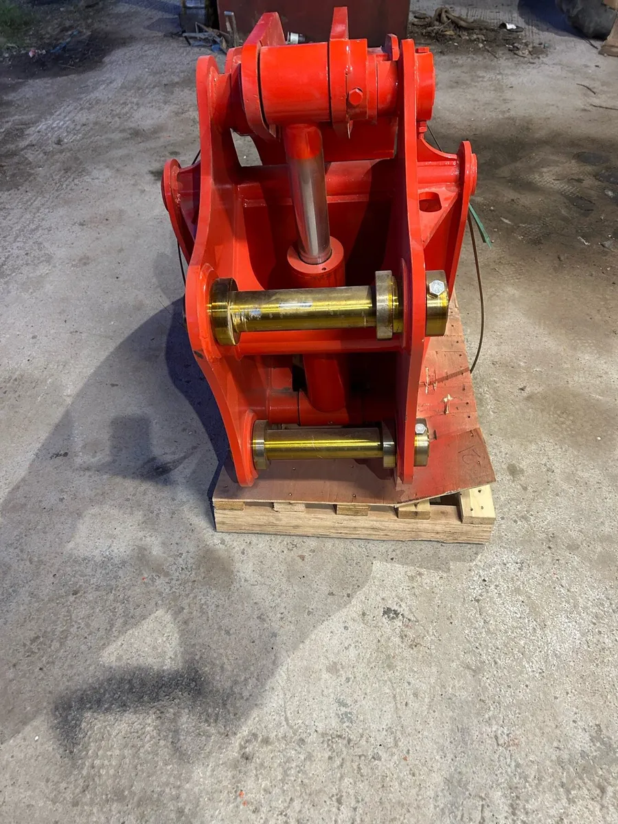 grabs - Image 3