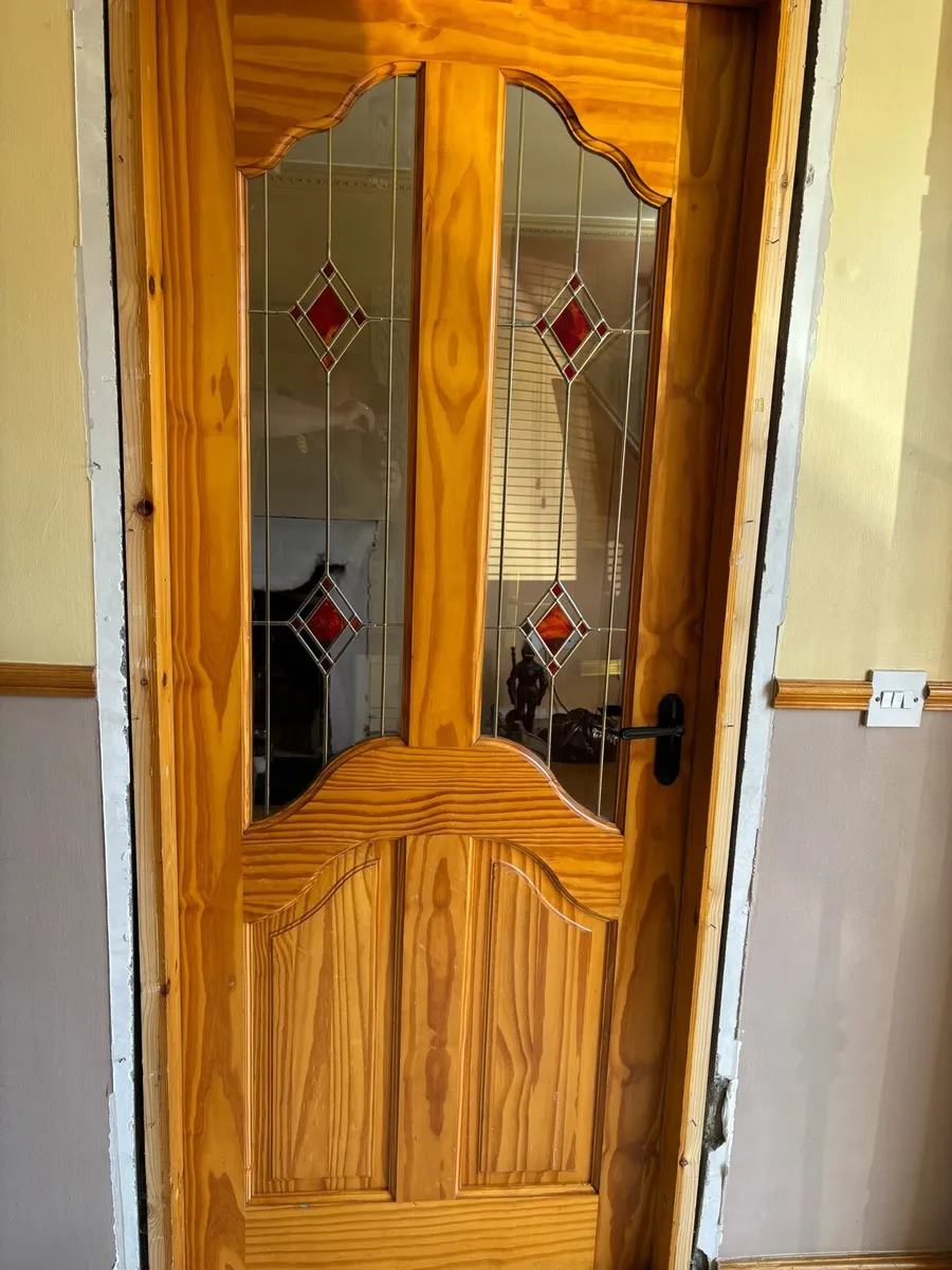 Decorative Glass Door - Image 3