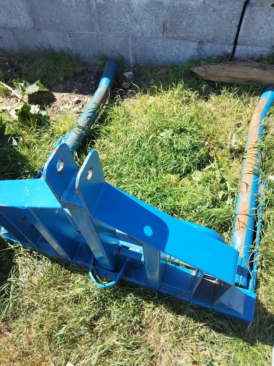 Single bale carrier - Image 1