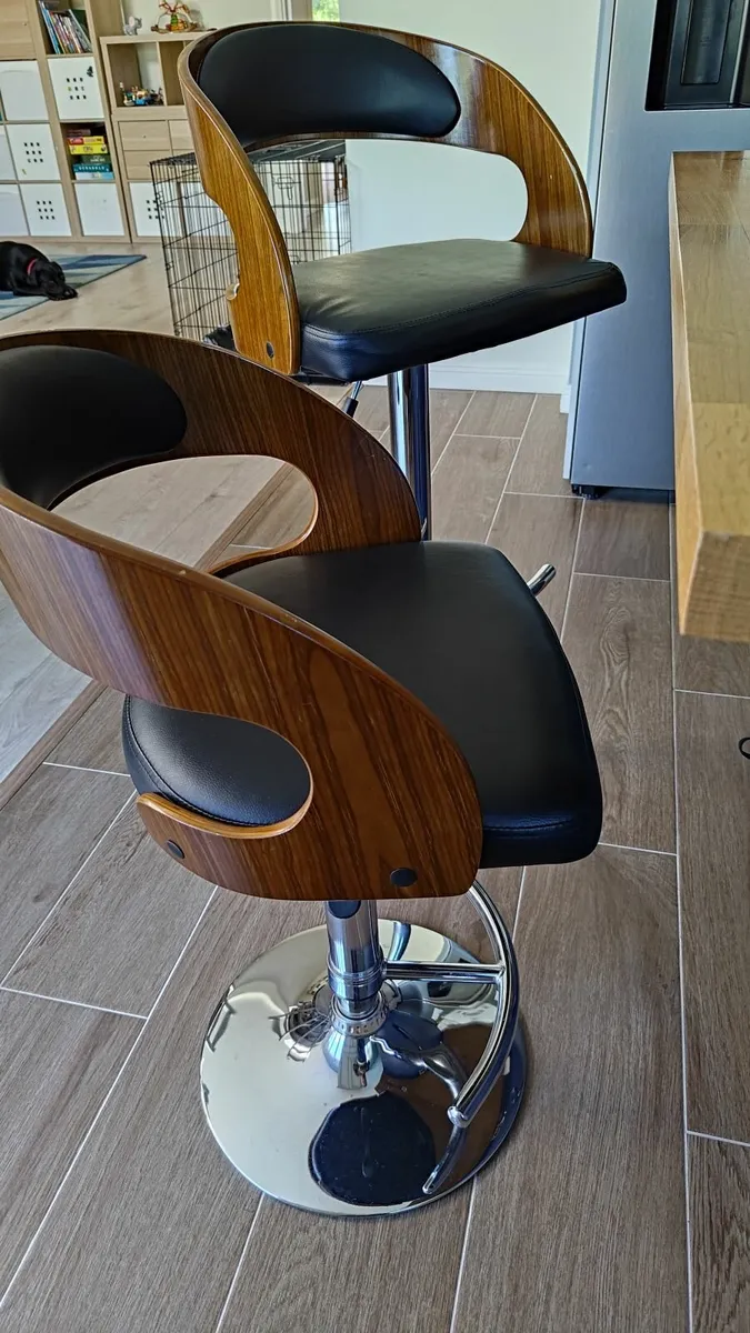 Kitchen stools - Image 1