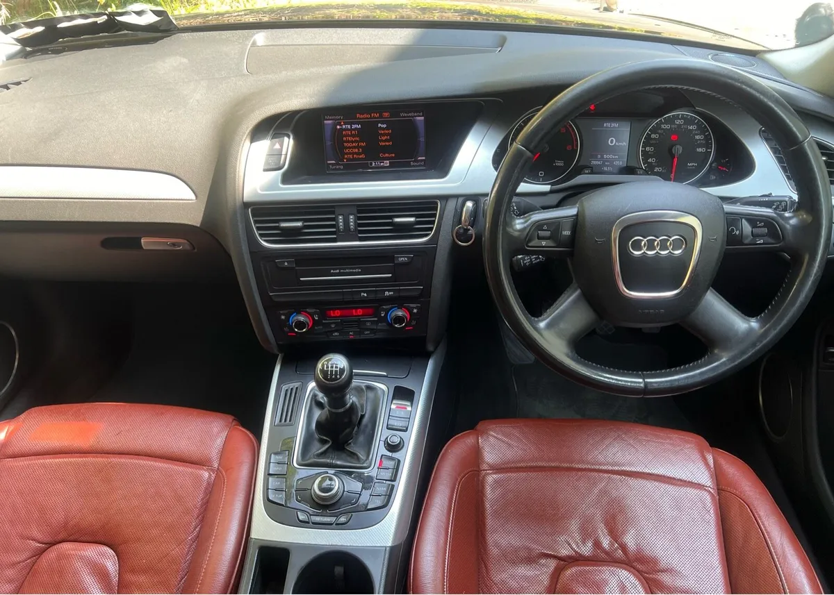 Audi A4 Avant SE 2.0 TDi Huge Spec - Image 1