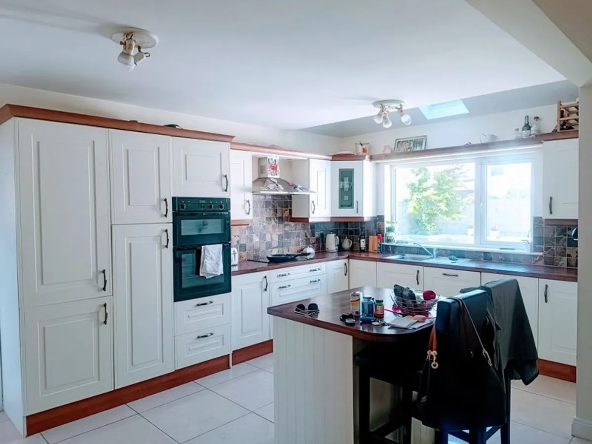 Kitchen - Image 2