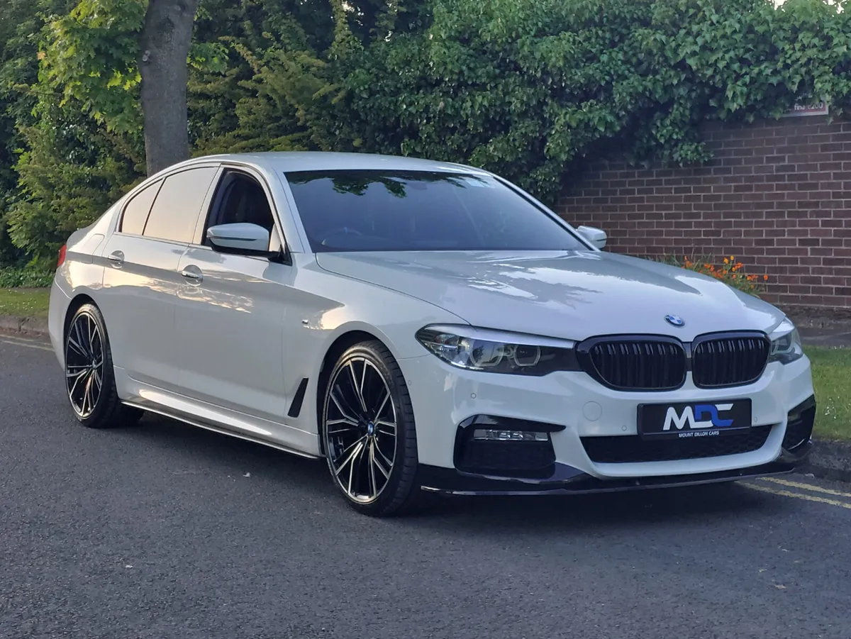 2017 BMW 520d M-Sport X-Drive *IMMACULATE* - Image 4