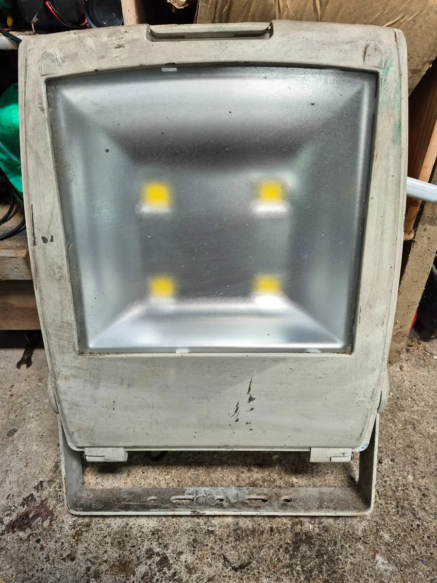 Street light - Image 1