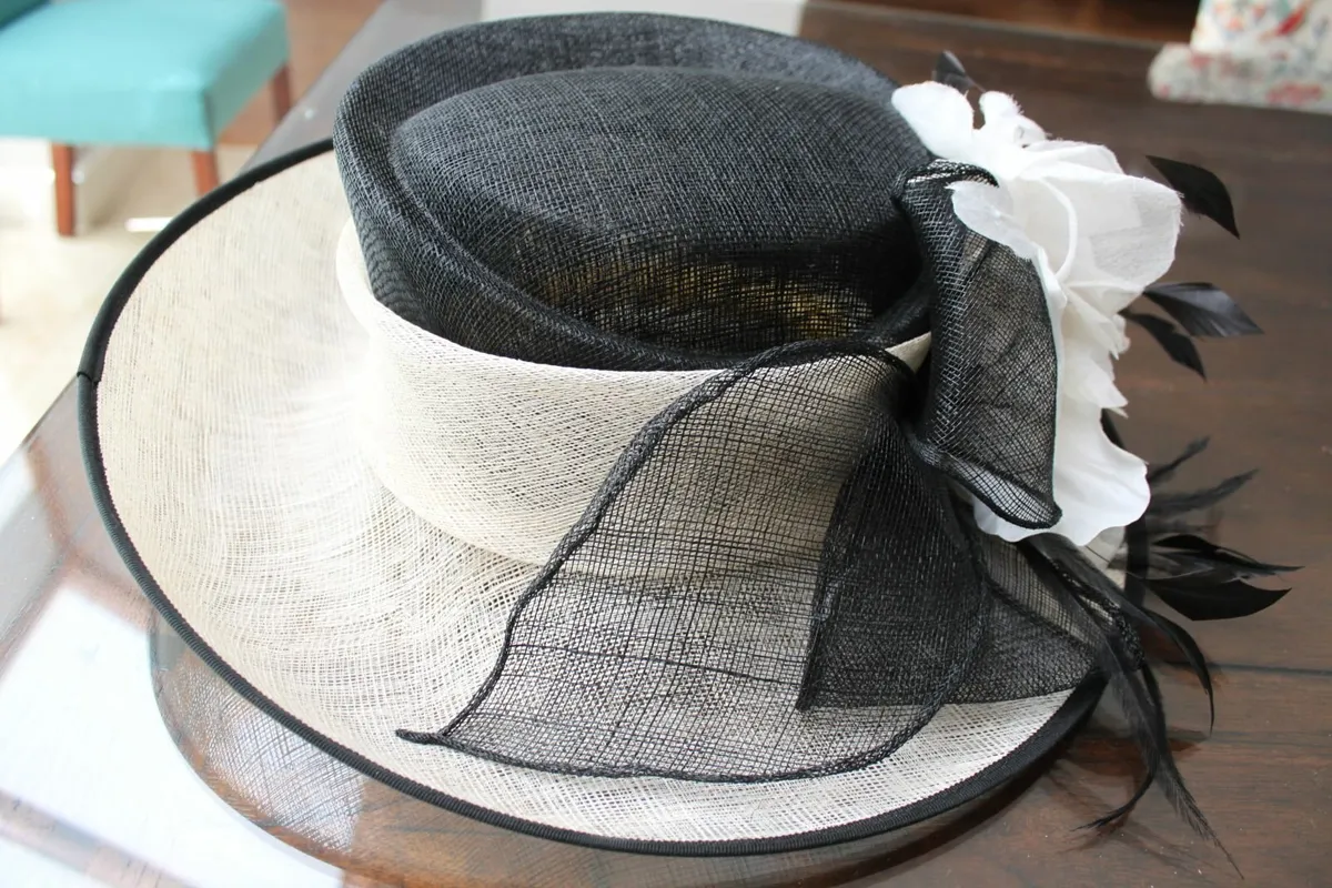 WEDDING HAT - Image 3
