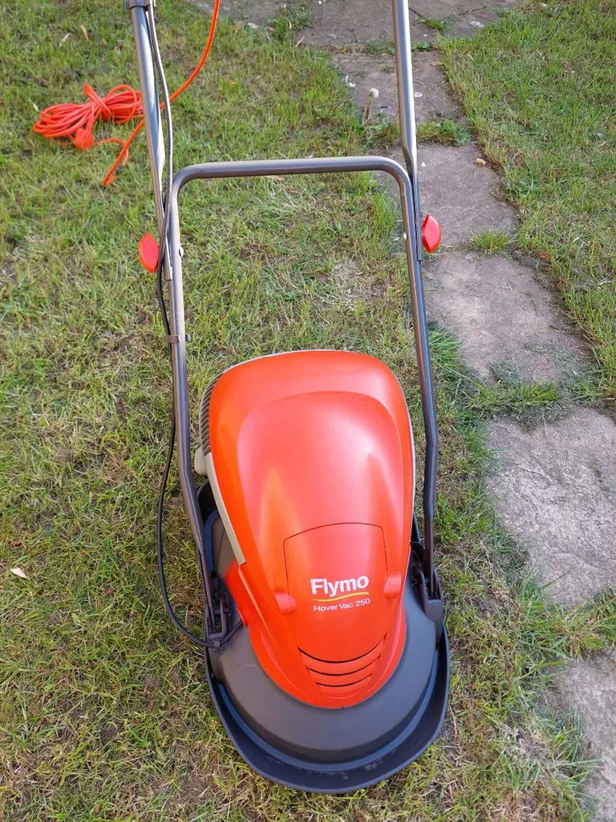 Flymo Electric Lawnmower - Image 3