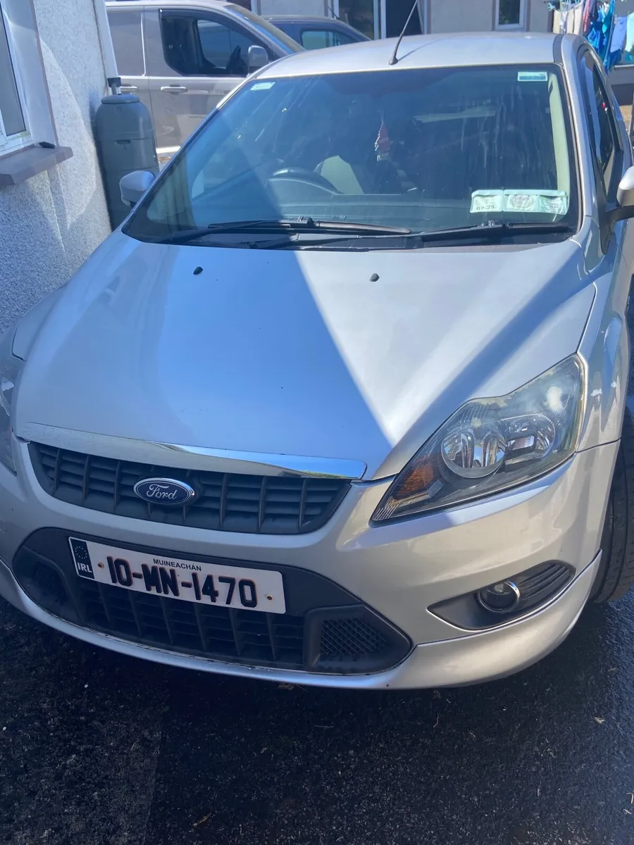 Ford Focus 2010 - Image 1