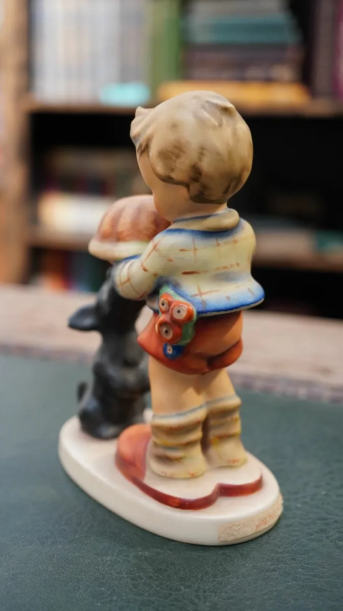 Goebel Hummel Figurine - Bringing His Share - Image 4