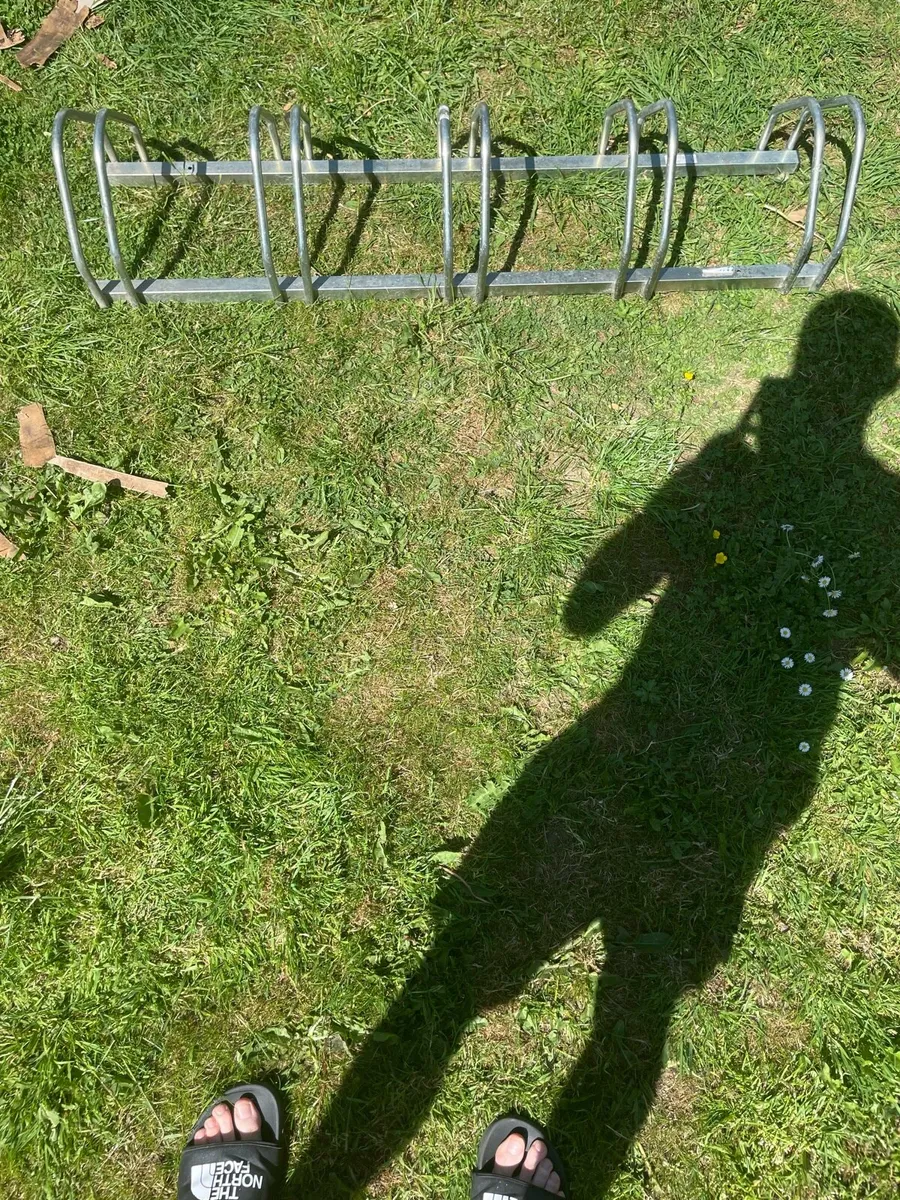 Bike holder - Image 1