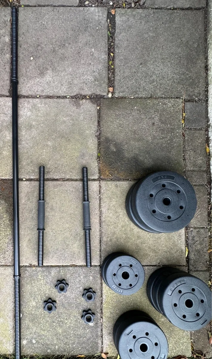 Manual bench press and bicep curl bars with plates - Image 4