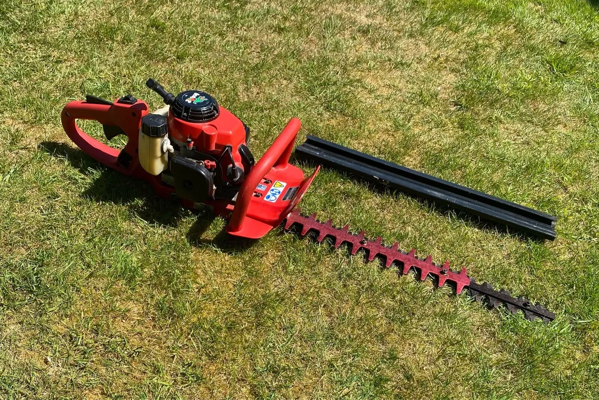 Petrol hedge Trimmer - Image 1