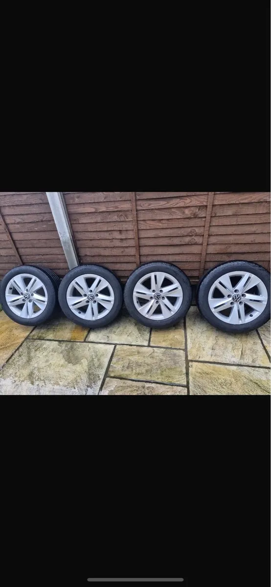 Original 16” Volkswagen Golf Alloy Wheels - Image 1