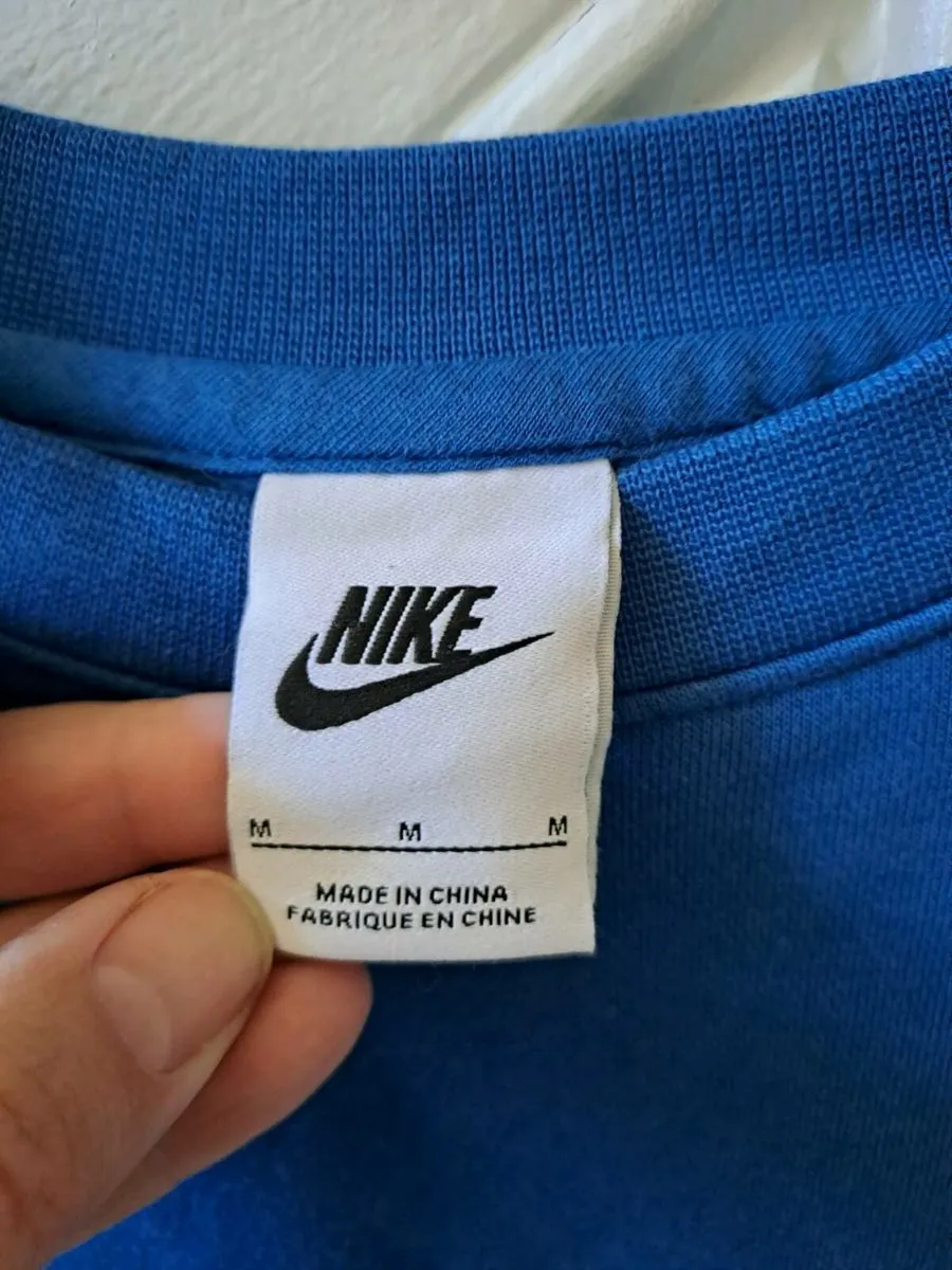 Nike blue crew neck Size M - Image 3