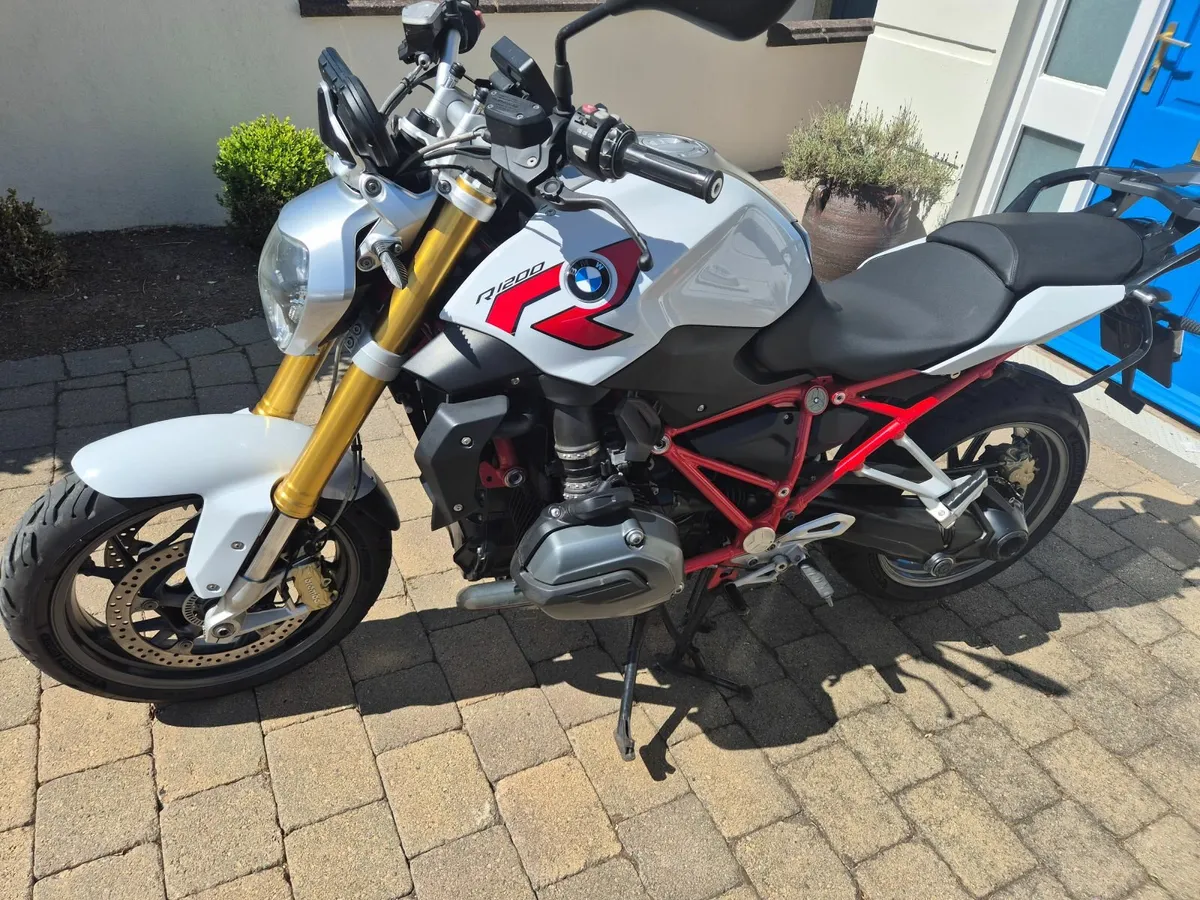 BMW R 1200 R 2015 - Image 1