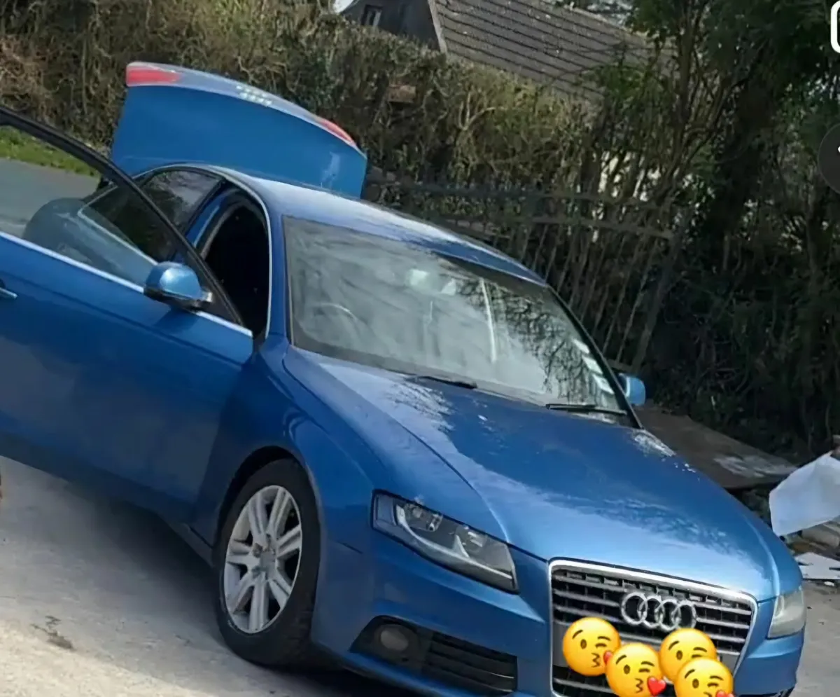 Audi A4 2010 - Image 4