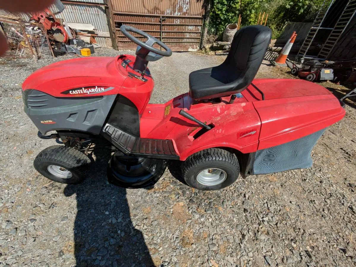 Ride on lawnmower - Image 3