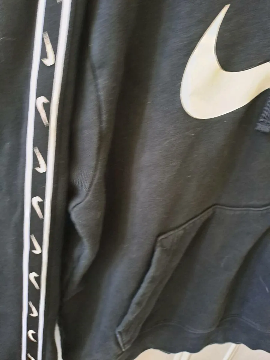 Nike hoodie Black size M - Image 3