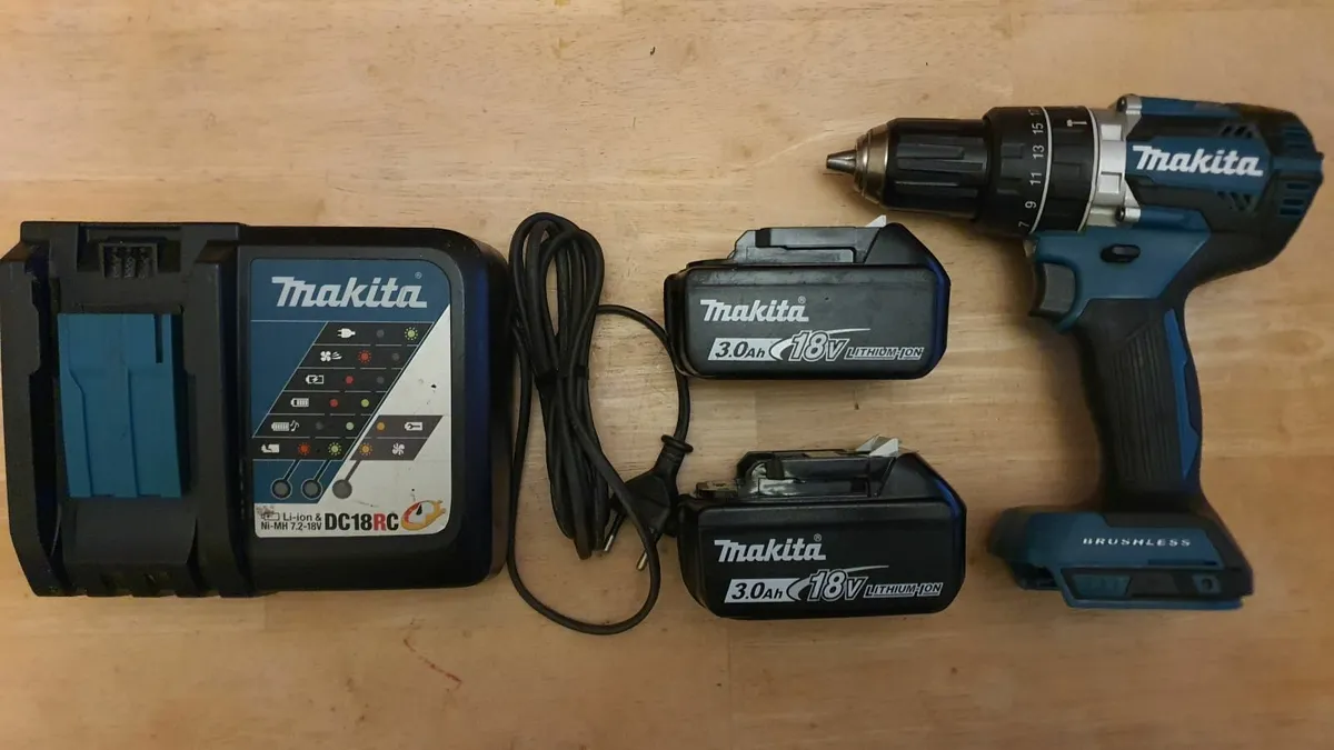 18V Makita Brushless Hammer Drill kit - Image 1