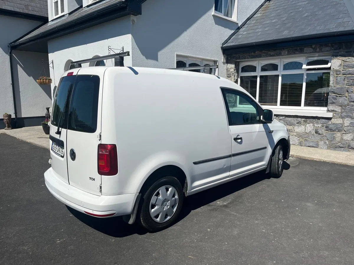 2016 VW CADDY 2.0L - Image 4