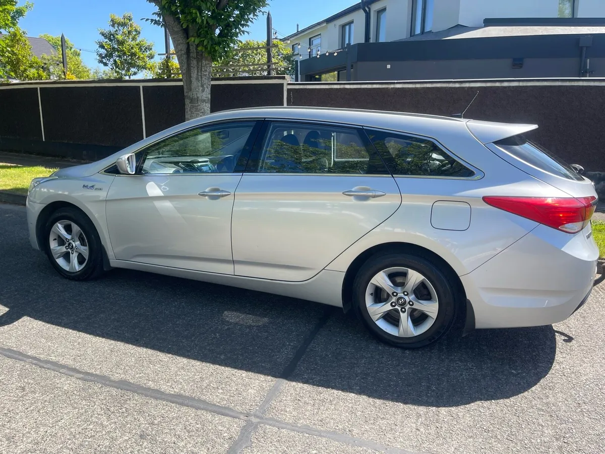 Hyundai i40 diesel NCT 2/26Tax3/26 - Image 3