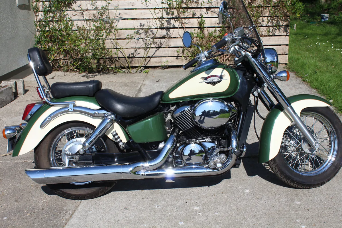 Honda Shadow 750 American Classic Edition - Image 3