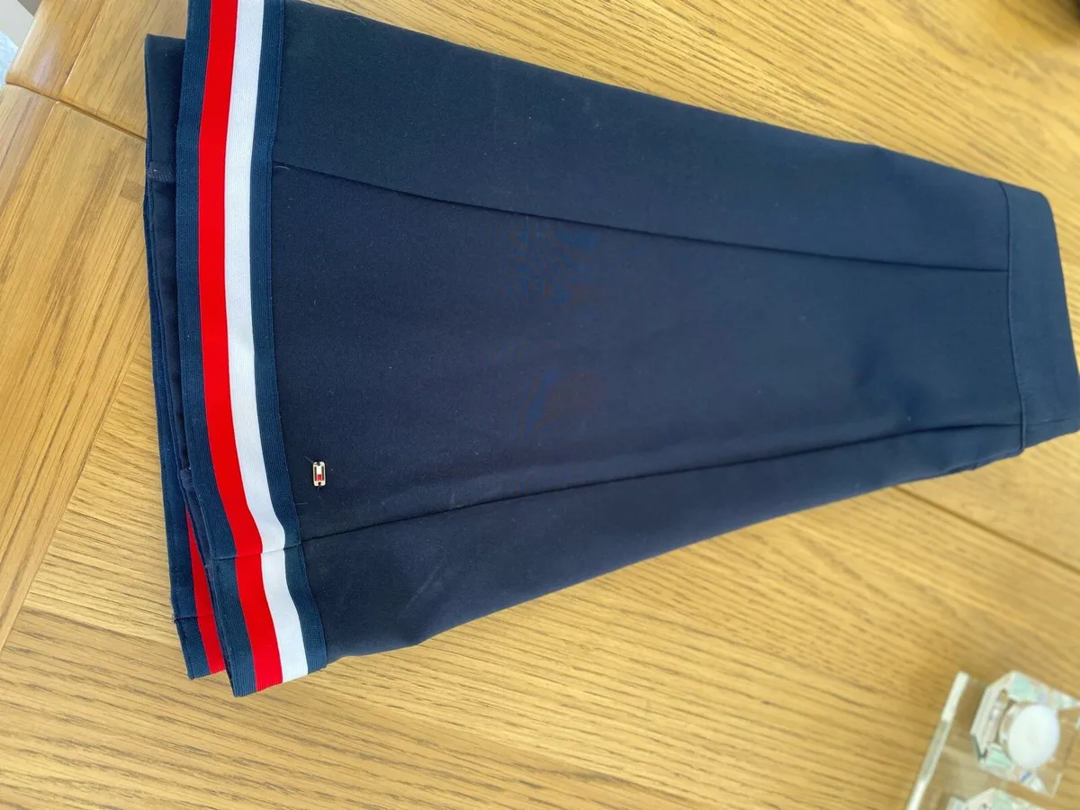 Tommy Hilfiger skirt - Image 1