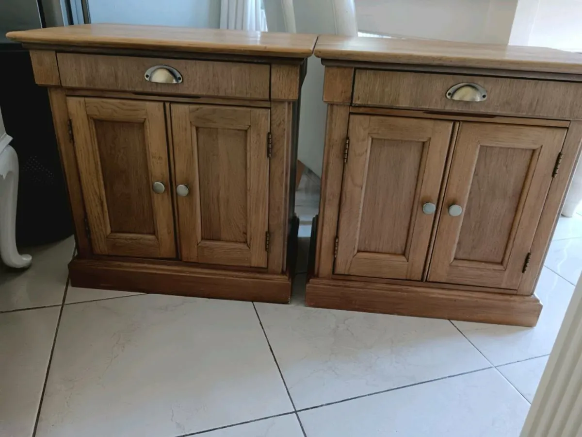 Bedside tables - Image 1