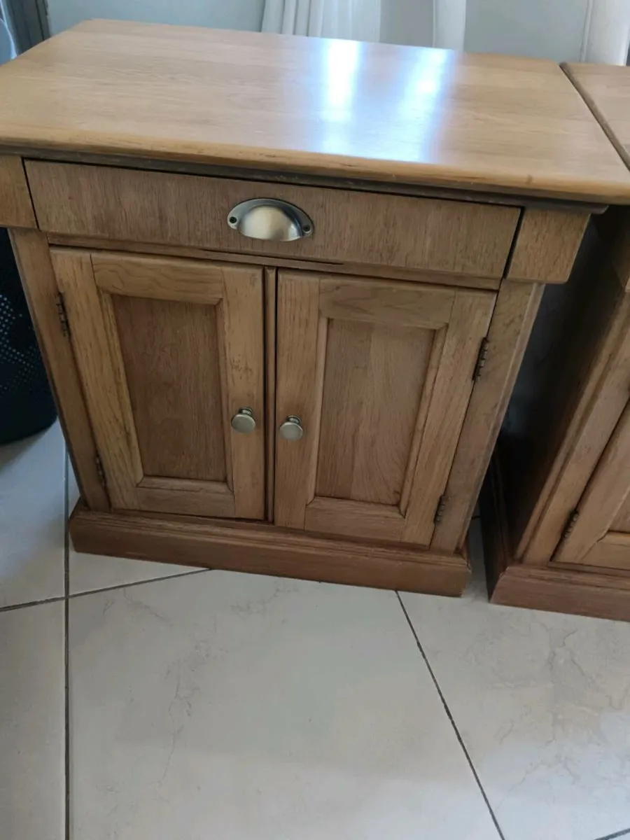 Bedside tables - Image 4
