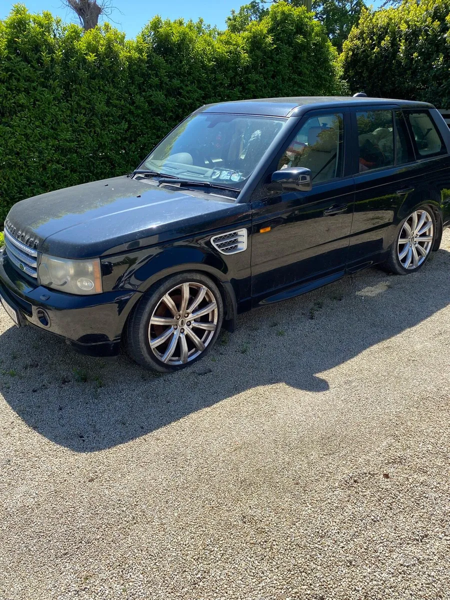 Land Rover - Image 2