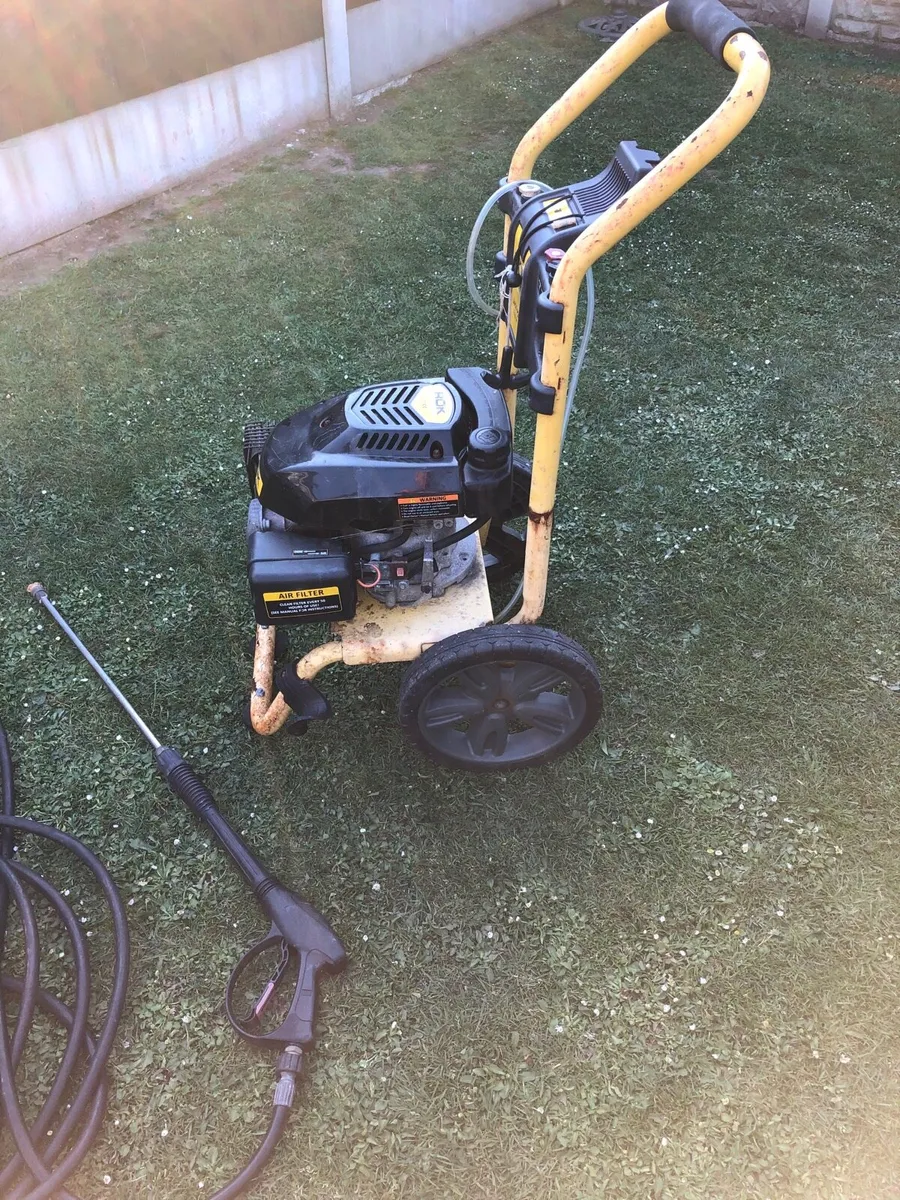 Petrol power washer - Image 2