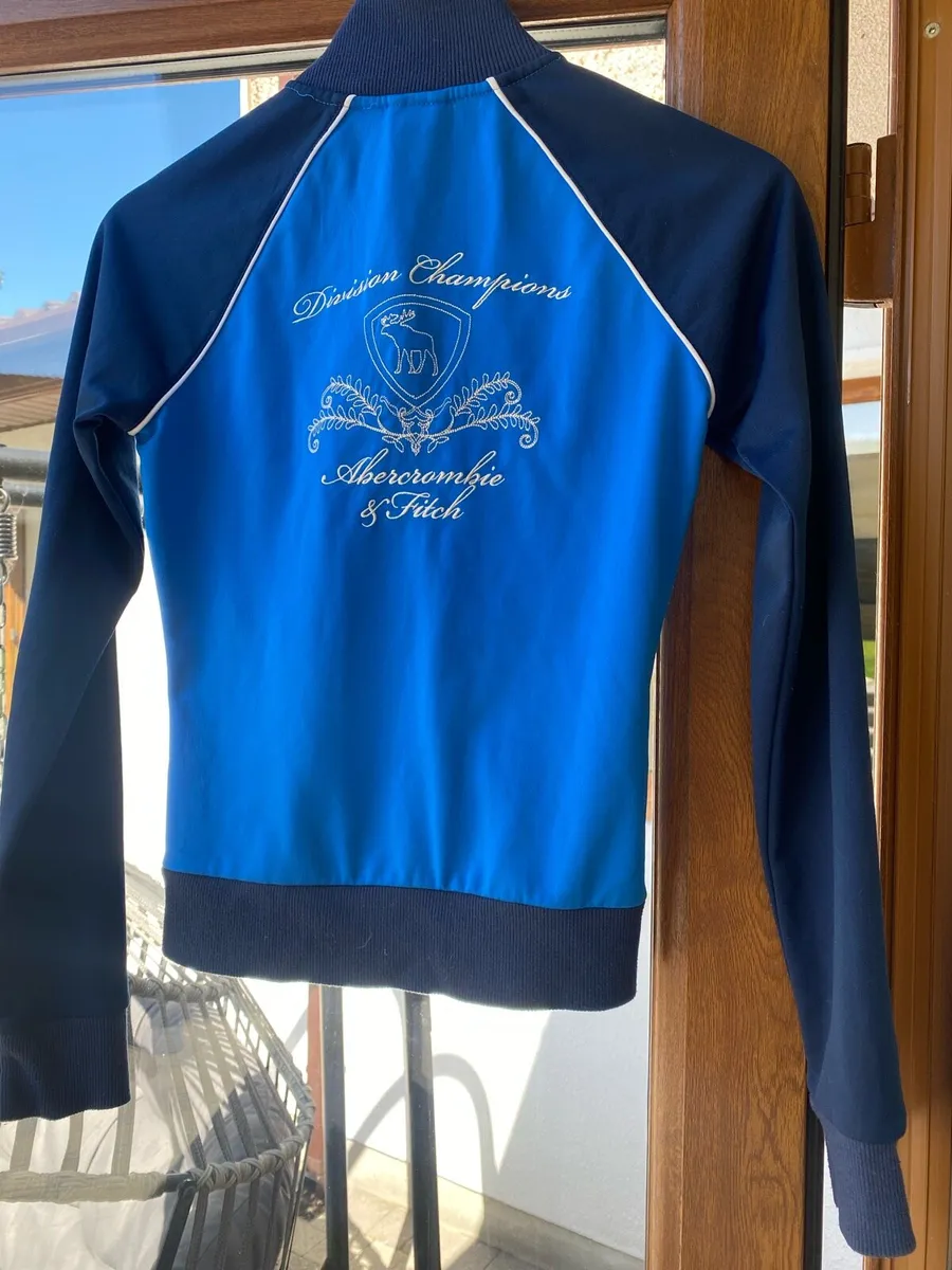 Abercrombie and Fitch track top - Image 3